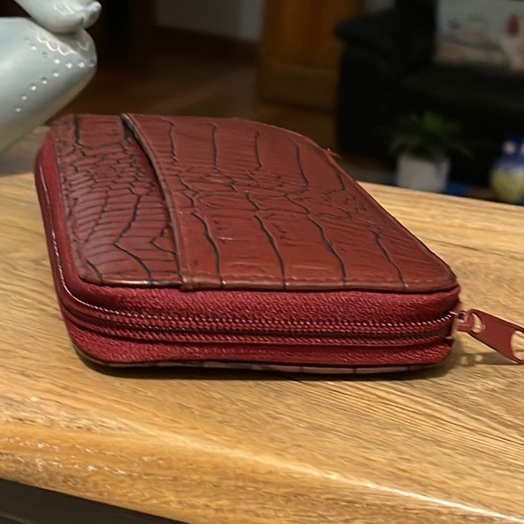 NWOT Maroon Red Reptile Print Zip Checkbook Wallet - Picture 5 of 12
